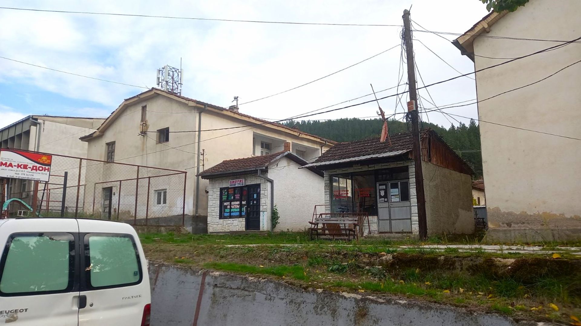 housing, street, road, van